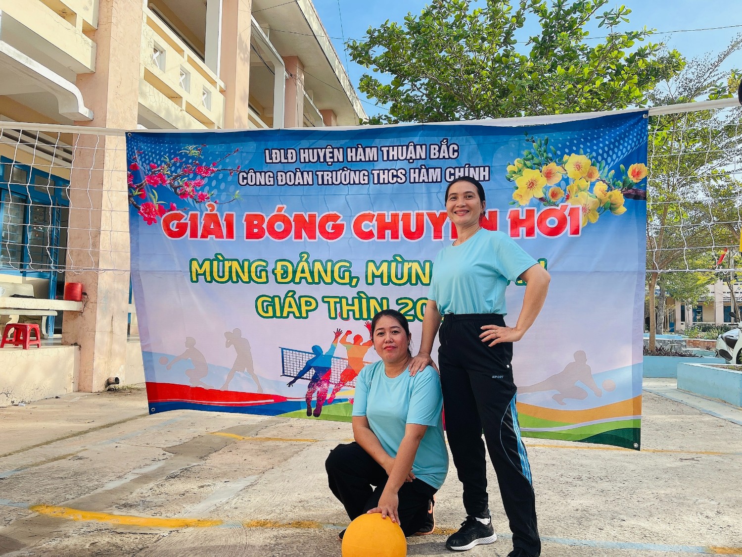 Giải bóng chuyền hơi