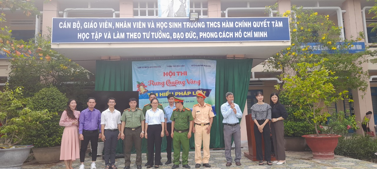 Rung chuông vàng