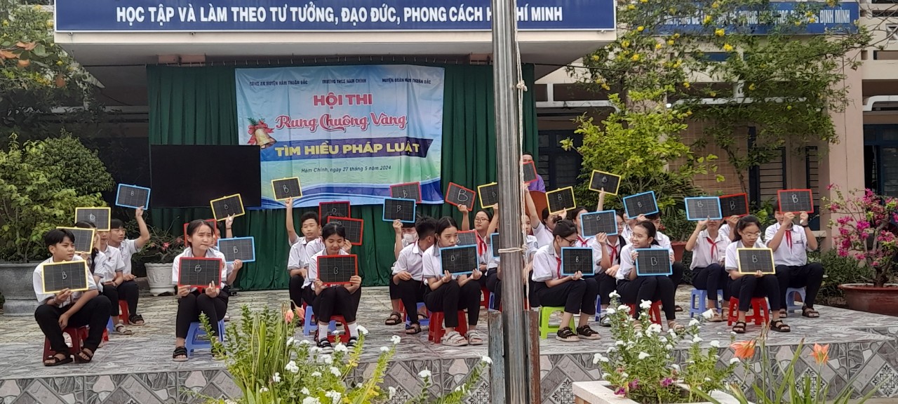 Rung chuông vàng