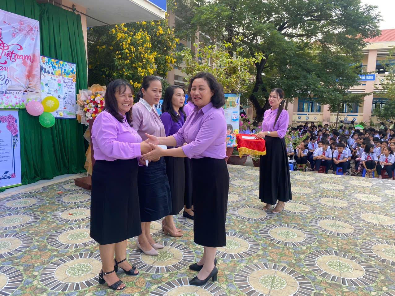 Lễ kỉ niệm 42 năm ngày Nhà giáo Việt Nam 20/11