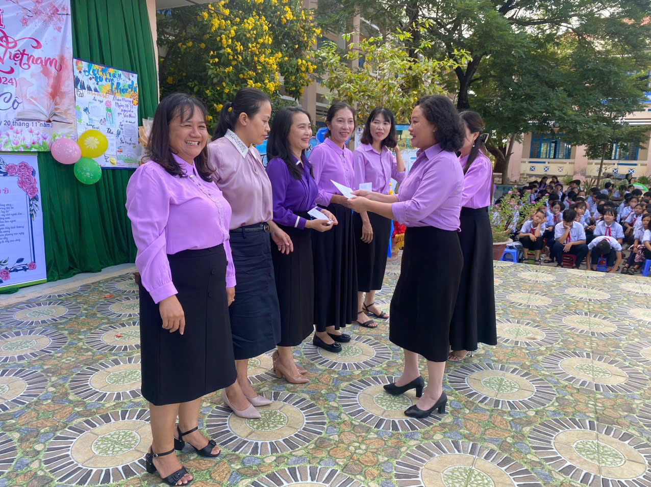 Lễ kỉ niệm 42 năm ngày Nhà giáo Việt Nam 20/11