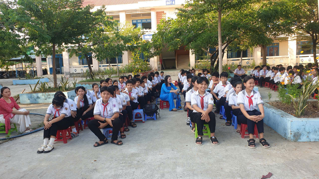 Tuyên truyền sử dụng điện an toàn, tiết kiệm