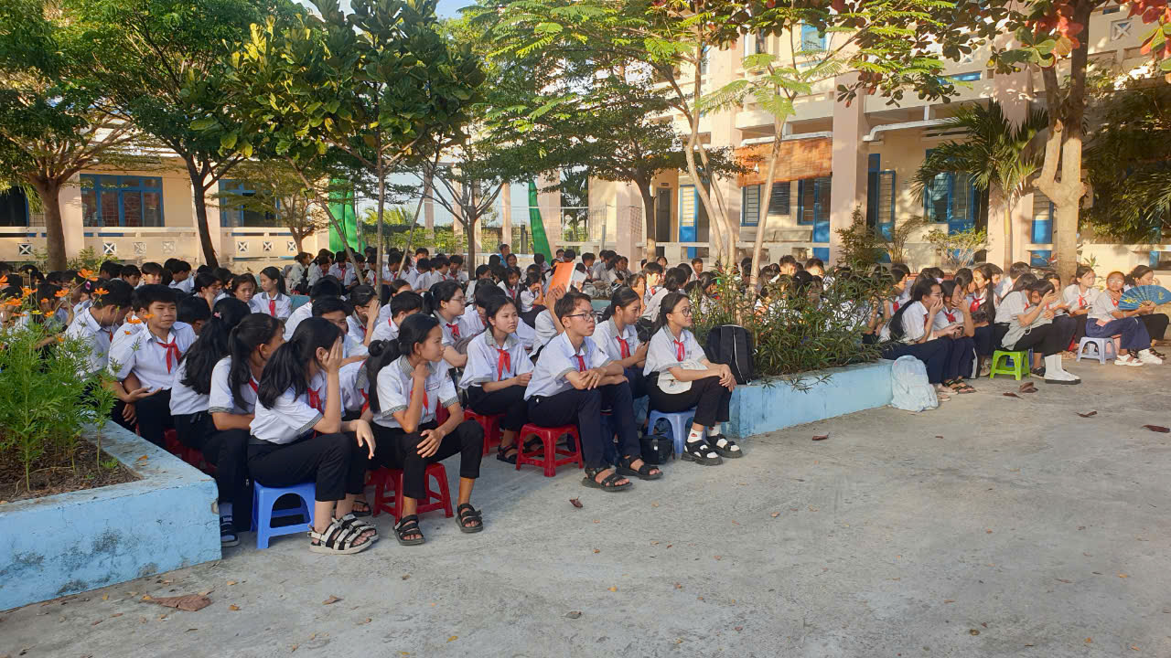Tuyên truyền sử dụng điện an toàn, tiết kiệm