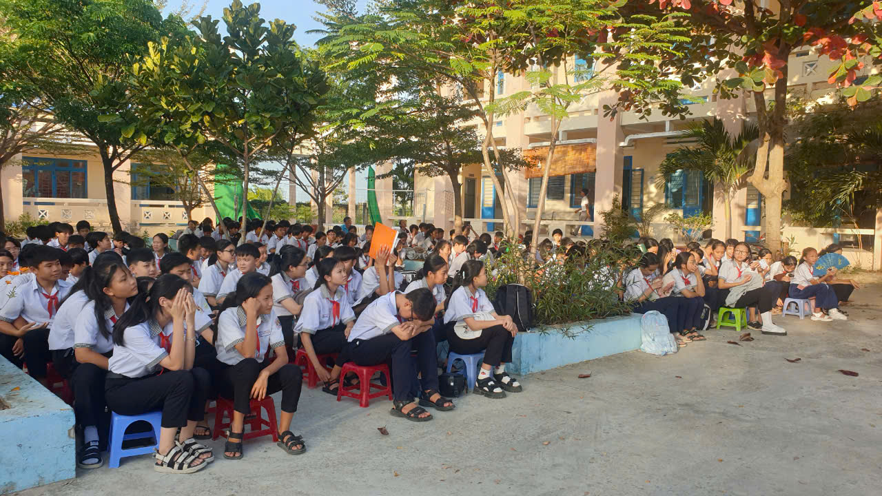 Tuyên truyền sử dụng điện an toàn, tiết kiệm