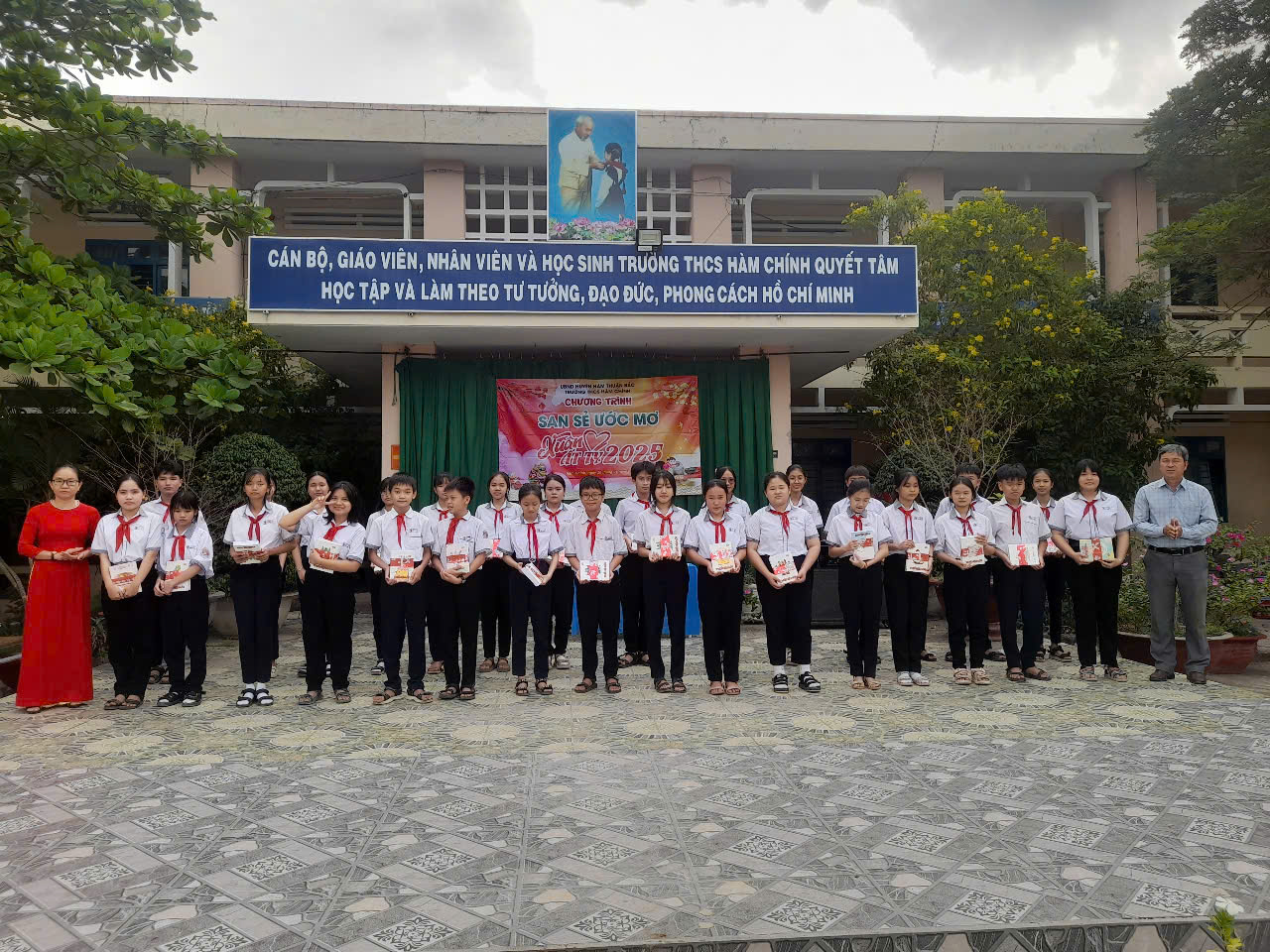 San sẻ Ước mơ Xuân Ất Tỵ 2025