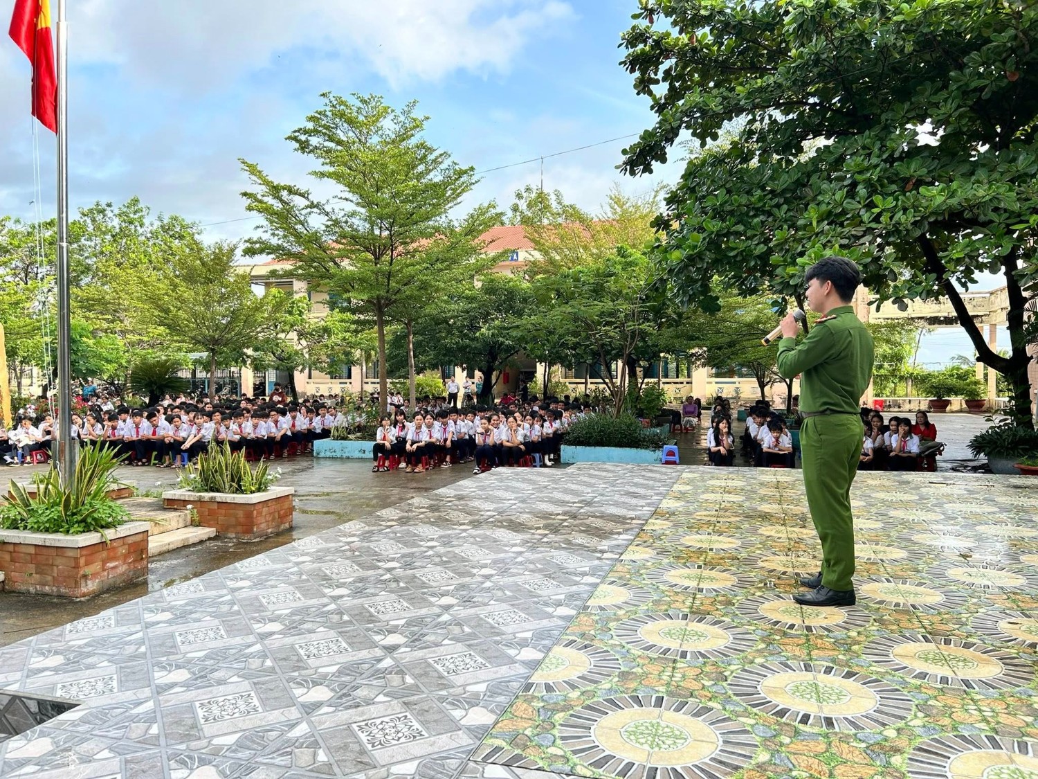 Tuyên truyền pháp luật