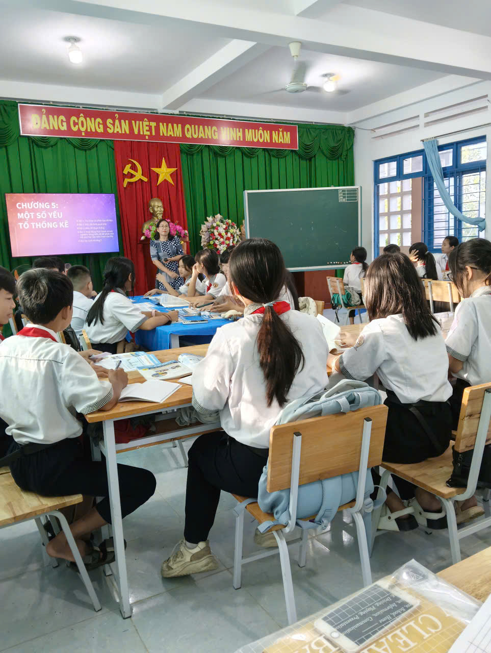 Tiết dạy chuyên đề cấp trường tổ toán - tin